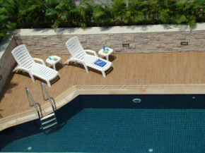 Гостиница Bangkok Living  Бангкок